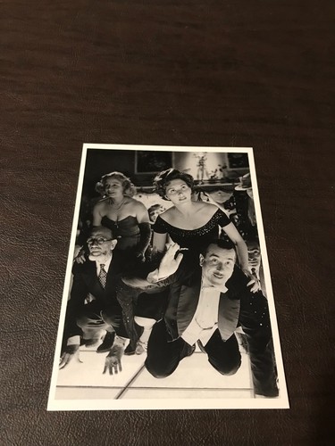 Unposted movie 6 postcard - ,